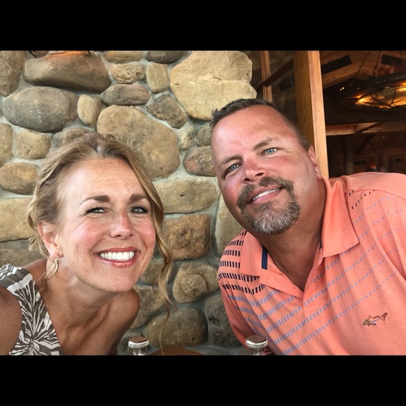 Meet your Posher, Lisa - Picture 3 of 4